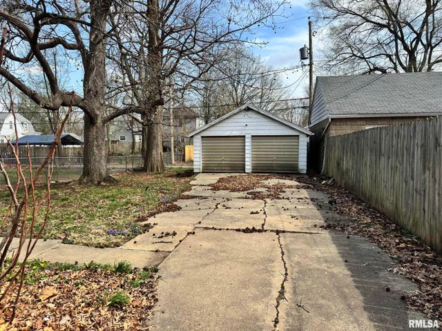 2408 YALE Boulevard, Springfield, IL 62703