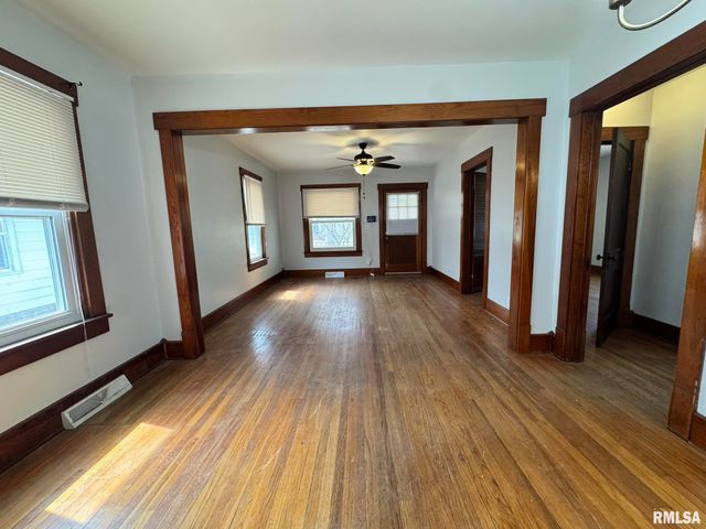 2408 YALE Boulevard, Springfield, IL 62703