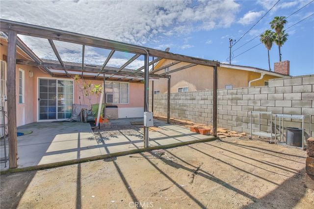 1315 Hillside, Pomona, CA 91768