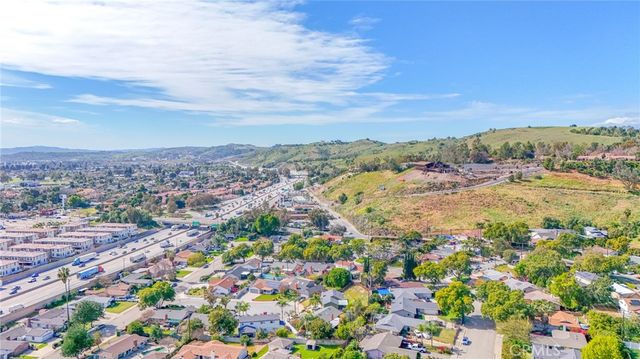 1315 Hillside, Pomona, CA 91768