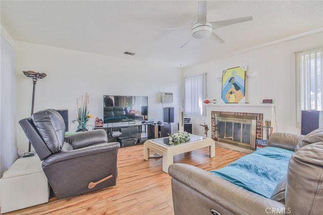 1315 Hillside, Pomona, CA 91768