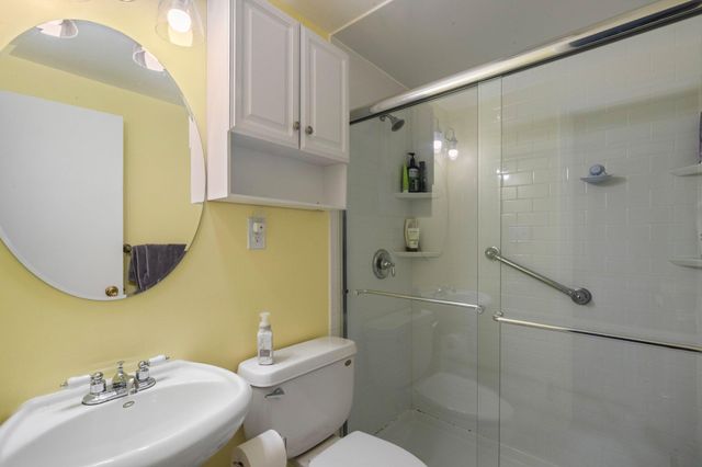 5620 CHELWYND RD, Halethorpe, MD 21227