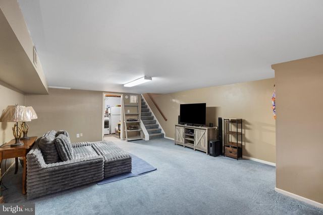 5620 CHELWYND RD, Halethorpe, MD 21227