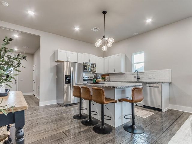 805 E Harrison Avenue, Guthrie, OK 73044