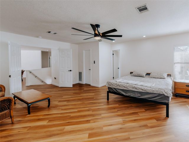 2010 Carriage Club DR, Cedar Park, TX 78613