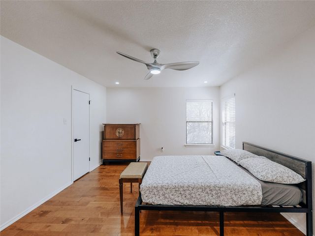 2010 Carriage Club DR, Cedar Park, TX 78613