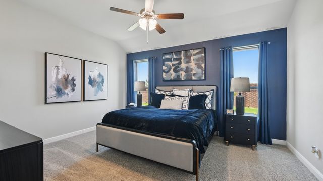 10801 BLACK ONYX Drive, Fort Worth, TX 76036