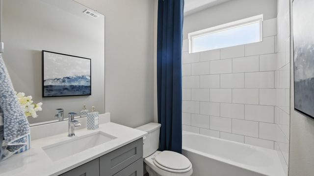 10801 BLACK ONYX Drive, Fort Worth, TX 76036