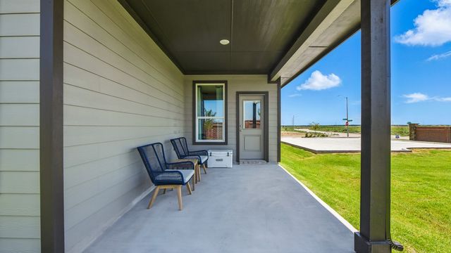 10801 BLACK ONYX Drive, Fort Worth, TX 76036