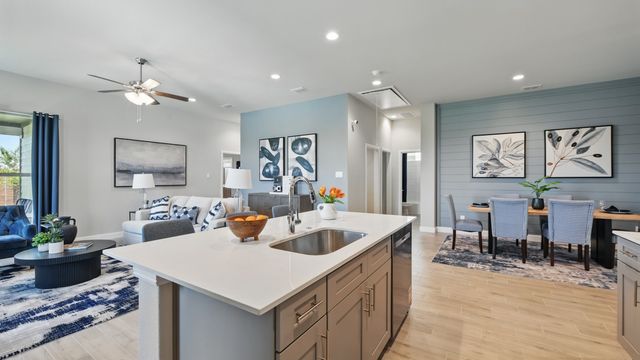 10801 BLACK ONYX Drive, Fort Worth, TX 76036