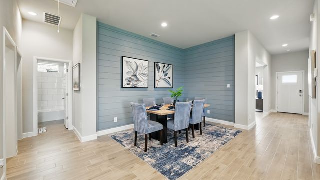 10801 BLACK ONYX Drive, Fort Worth, TX 76036