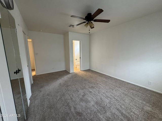 5444 E PINCHOT Avenue, Phoenix, AZ 85018