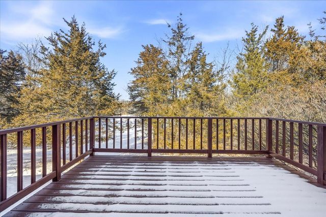 1072 Buck Ridge, Hudson, WI 54016