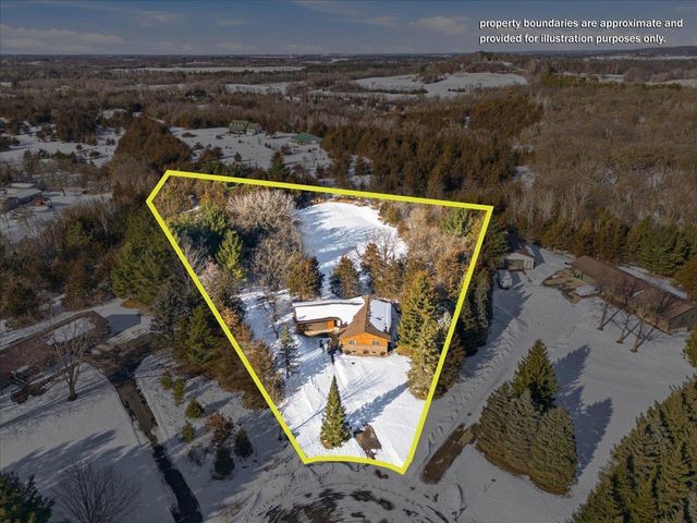 1072 Buck Ridge, Hudson, WI 54016