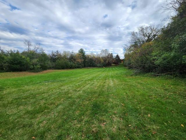 1072 Buck Ridge, Hudson, WI 54016