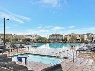 5031 E PADDOCK Place, Scottsdale, AZ 85254
