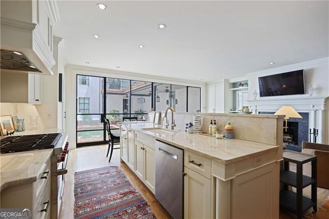 3131 Slaton Drive NW 28, Atlanta, GA 30305