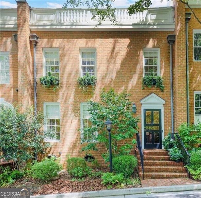 3131 Slaton Drive NW 28, Atlanta, GA 30305