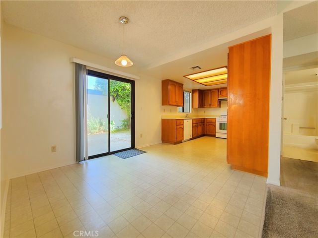 10844 Pepper Way, Loma Linda, CA 92354