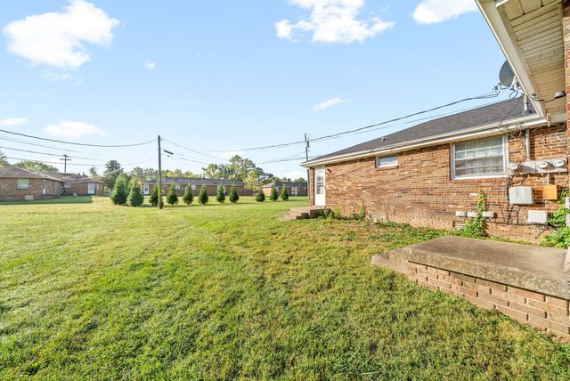 122 Tandy Drive B, Clarksville, TN 37040