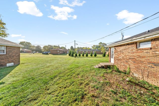 122 Tandy Drive B, Clarksville, TN 37040