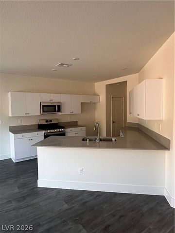 2468 Tom Collins Drive, Las Vegas, NV 89169