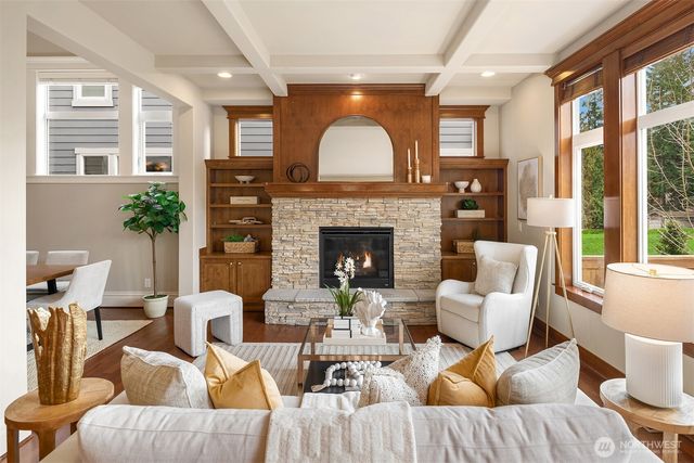 3043 259th Court SE, Sammamish, WA 98075