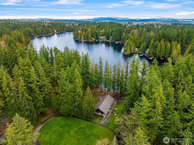 3043 259th Court SE, Sammamish, WA 98075