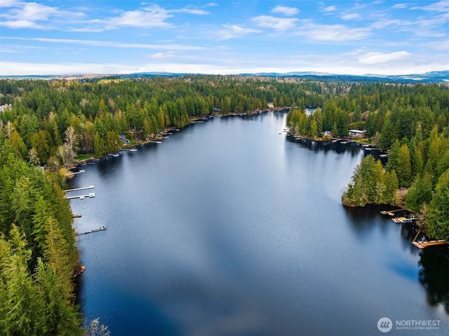 3043 259th Court SE, Sammamish, WA 98075