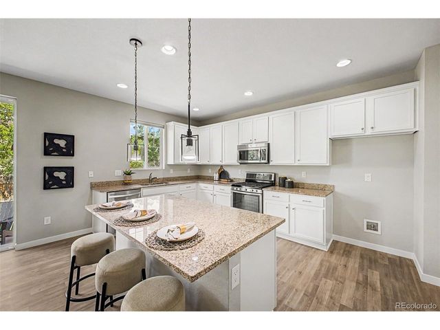 430 Stable Ct, Brighton, CO 80601