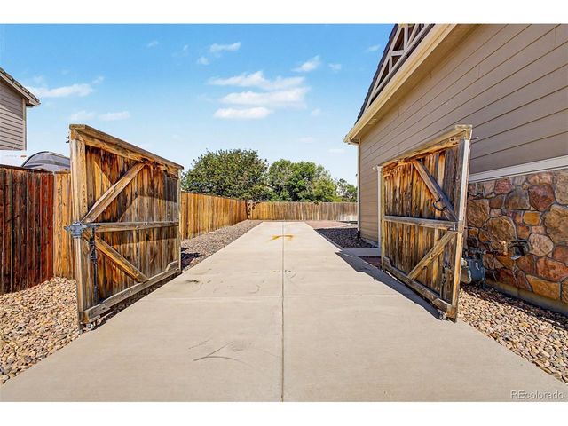 430 Stable Ct, Brighton, CO 80601