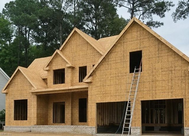 1221 Founders Pointe TRL, Carrollton, VA 23314