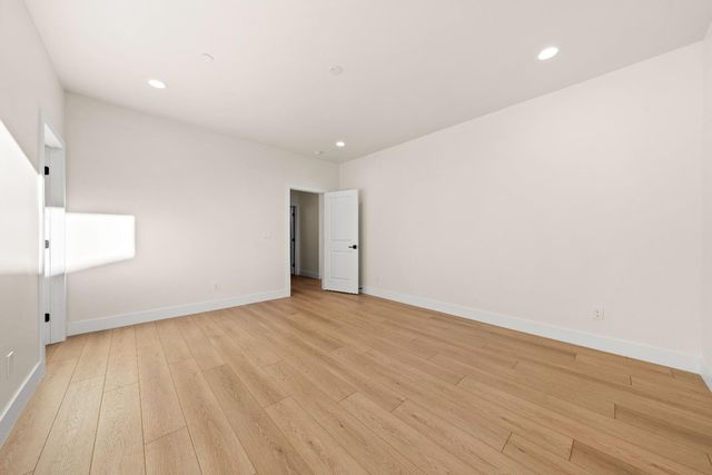 6097 Laurel Dr, Paradise, CA 95969