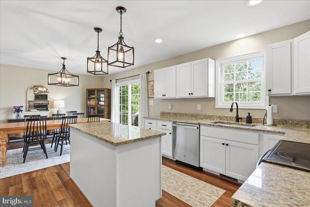 524 LOWER VALLEY RD, Strasburg, VA 22657