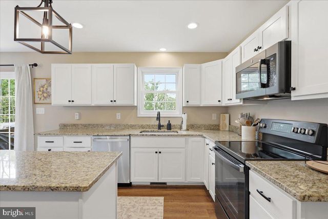 524 LOWER VALLEY RD, Strasburg, VA 22657