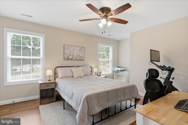 524 LOWER VALLEY RD, Strasburg, VA 22657