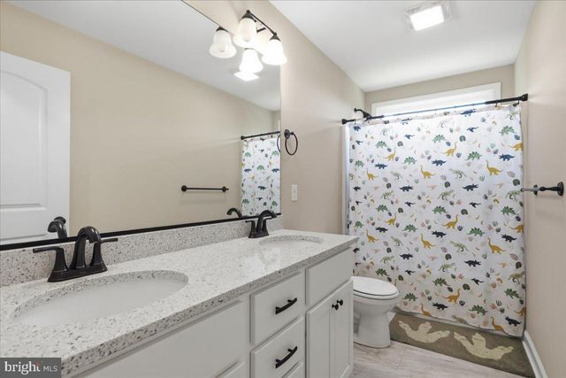 524 LOWER VALLEY RD, Strasburg, VA 22657