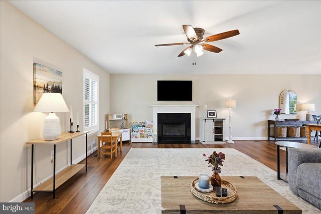 524 LOWER VALLEY RD, Strasburg, VA 22657