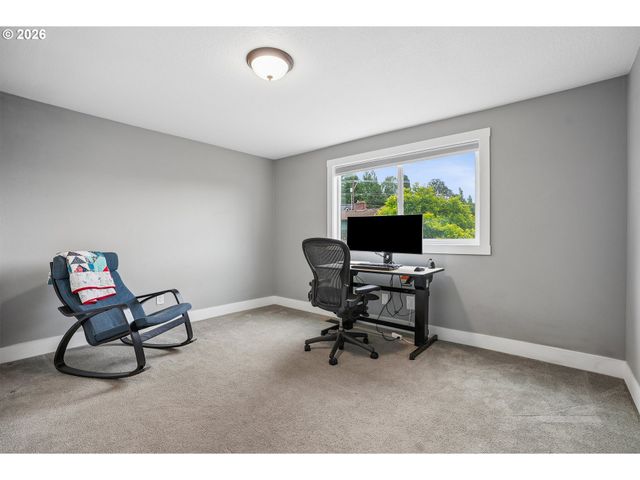 5815 Se JENNINGS Ave, Milwaukie, OR 97267