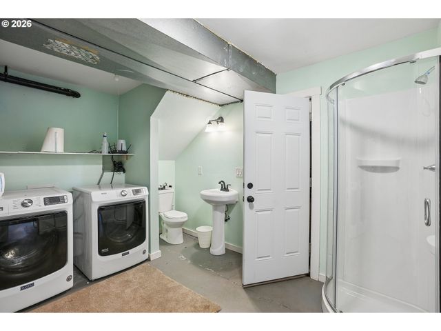 5815 Se JENNINGS Ave, Milwaukie, OR 97267