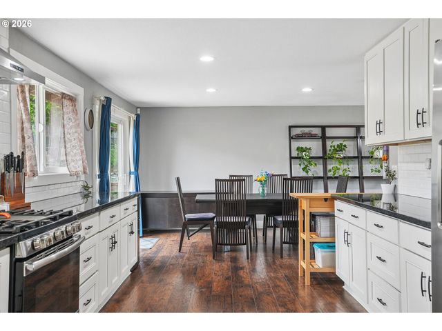 5815 Se JENNINGS Ave, Milwaukie, OR 97267
