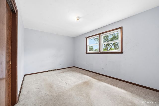 9304 Meade Avenue, Oak Lawn, IL 60453