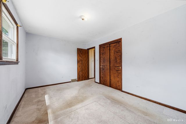9304 Meade Avenue, Oak Lawn, IL 60453