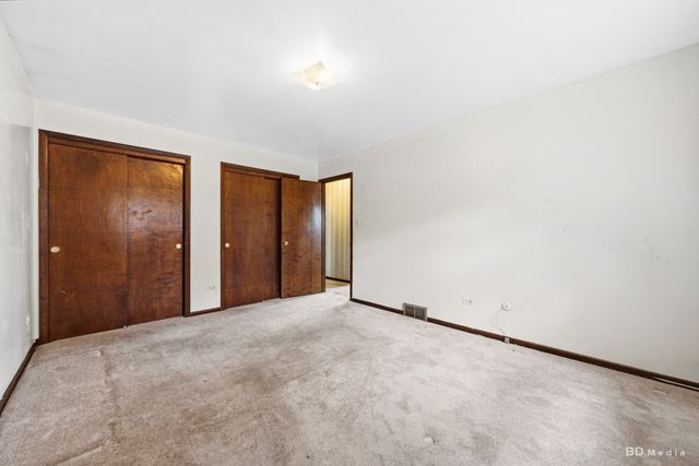 9304 Meade Avenue, Oak Lawn, IL 60453