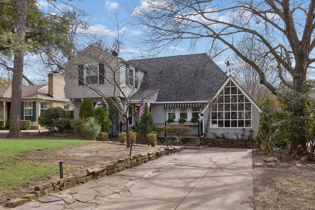 6820 Casa Loma Avenue, Dallas, TX 75214