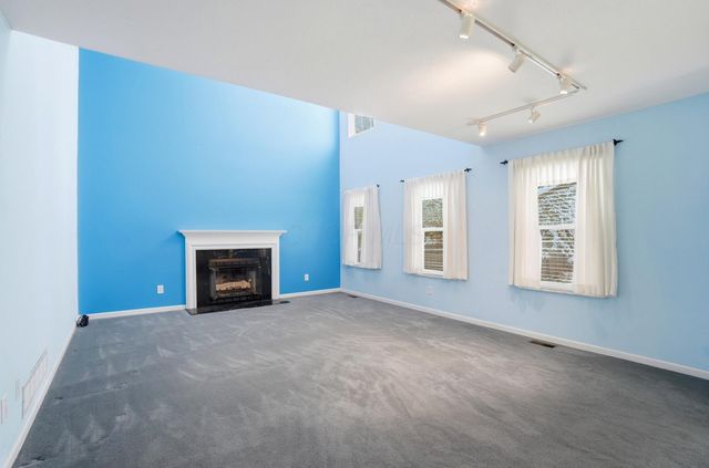 5608 Hardwell Drive, Hilliard, OH 43026