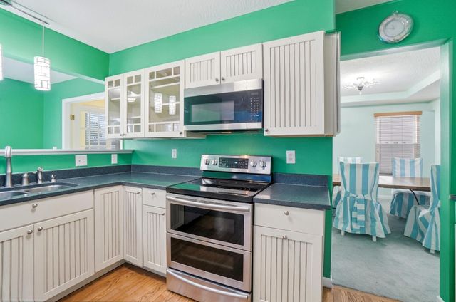 5608 Hardwell Drive, Hilliard, OH 43026