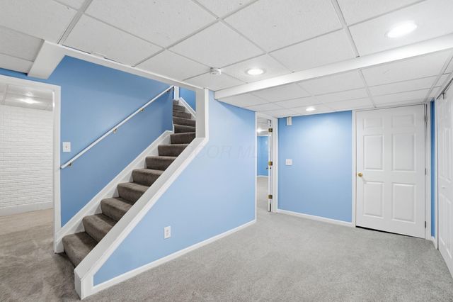 5608 Hardwell Drive, Hilliard, OH 43026