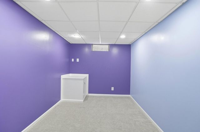 5608 Hardwell Drive, Hilliard, OH 43026