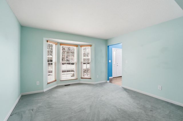 5608 Hardwell Drive, Hilliard, OH 43026